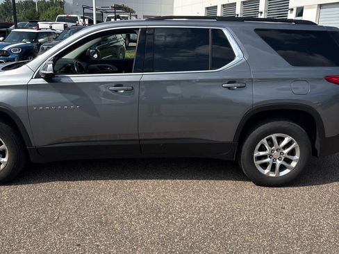 Used 2019 Chevrolet Traverse LT w/ LPO, Floor Liner Package AWD/4WD image 6