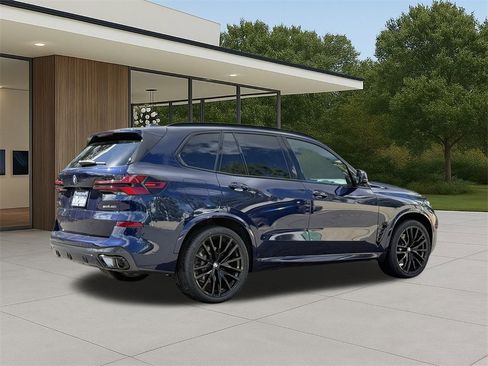 New 2026 BMW X5 sDrive40i w/ M Sport Package image 7
