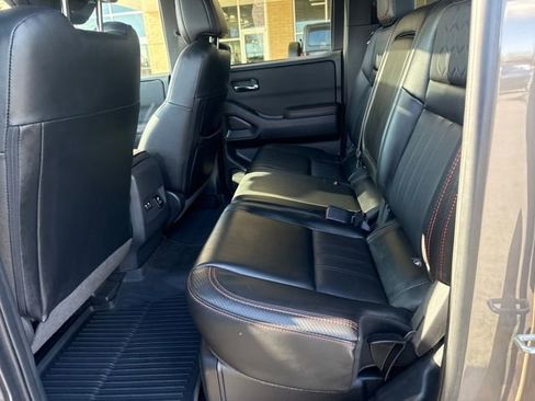 Used 2023 Nissan Frontier PRO-4X w/ Pro-4X Premium Package image 20