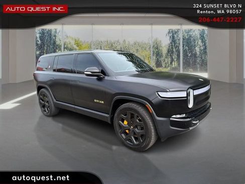 Used 2024 Rivian R1S Adventure AWD/4WD image 3