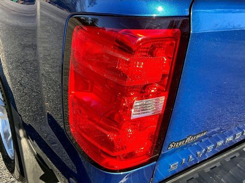 Certified 2017 Chevrolet Silverado 1500 LT w/ All Star Edition image 20