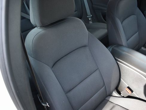 Used 2024 Chevrolet Malibu LT image 24