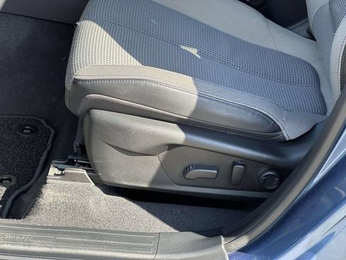 Certified 2025 Subaru Forester Premium AWD/4WD image 14