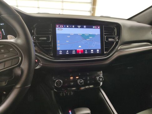 Used 2025 Dodge Durango GT AWD/4WD image 7