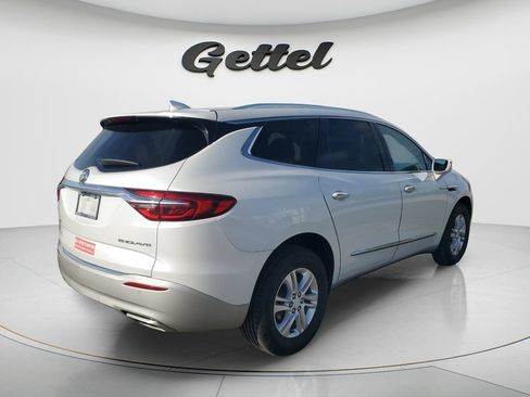 Used 2018 Buick Enclave Essence FWD image 3