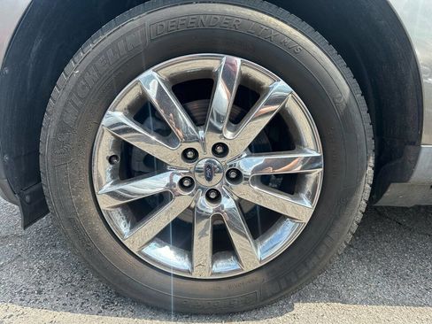 Used 2013 Ford Edge Limited image 25