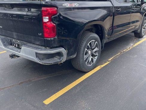 Used 2024 Chevrolet Silverado 1500 LT AWD/4WD image 3