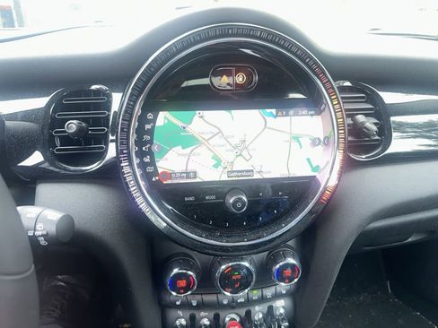 Used 2023 MINI Cooper S image 36