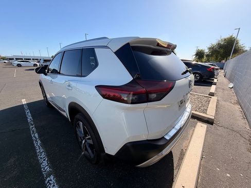 Used 2023 Nissan Rogue Platinum w/ Platinum Premium Package FWD image 6