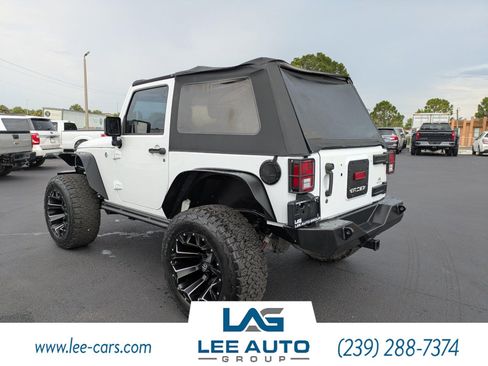 Used 2016 Jeep Wrangler Sport AWD/4WD image 5
