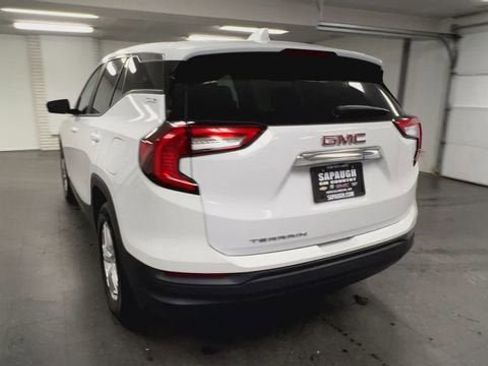 Certified 2024 GMC Terrain SLE image 7