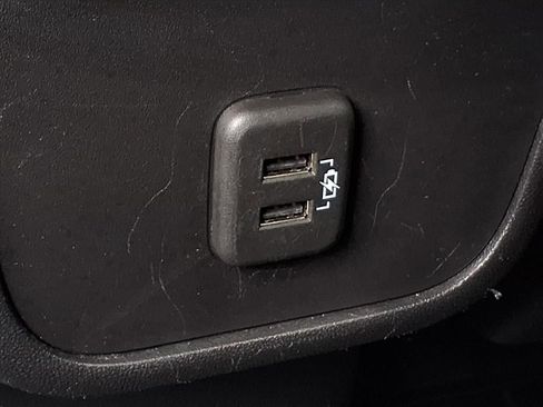 Used 2024 GMC Terrain SLE w/ Driver Convenience Package image 26