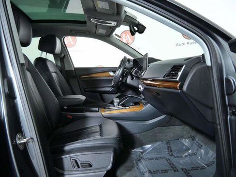 Used 2023 Audi Q5 2.0T Premium w/ Convenience Package AWD/4WD image 11