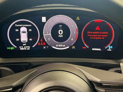 Certified 2025 Porsche Cayenne image 39