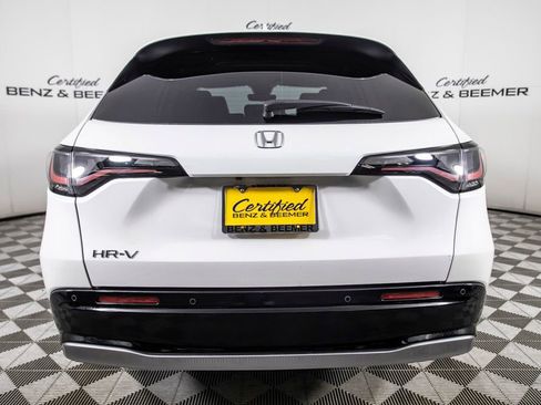 Used 2024 Honda HR-V EX-L image 7