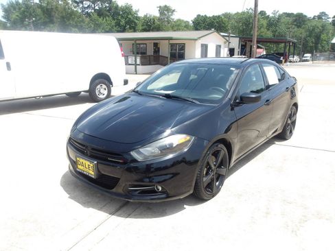 Used 2014 Dodge Dart SXT w/ Rallye Appearance Group FWD image 2