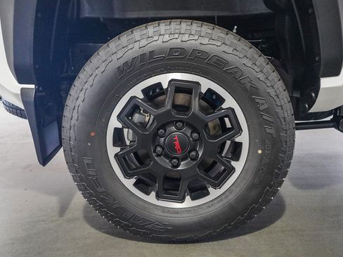New 2026 Toyota Tacoma TRD Off-Road AWD/4WD image 9