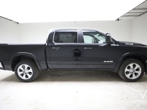 New 2026 RAM 1500 Big Horn AWD/4WD image 6