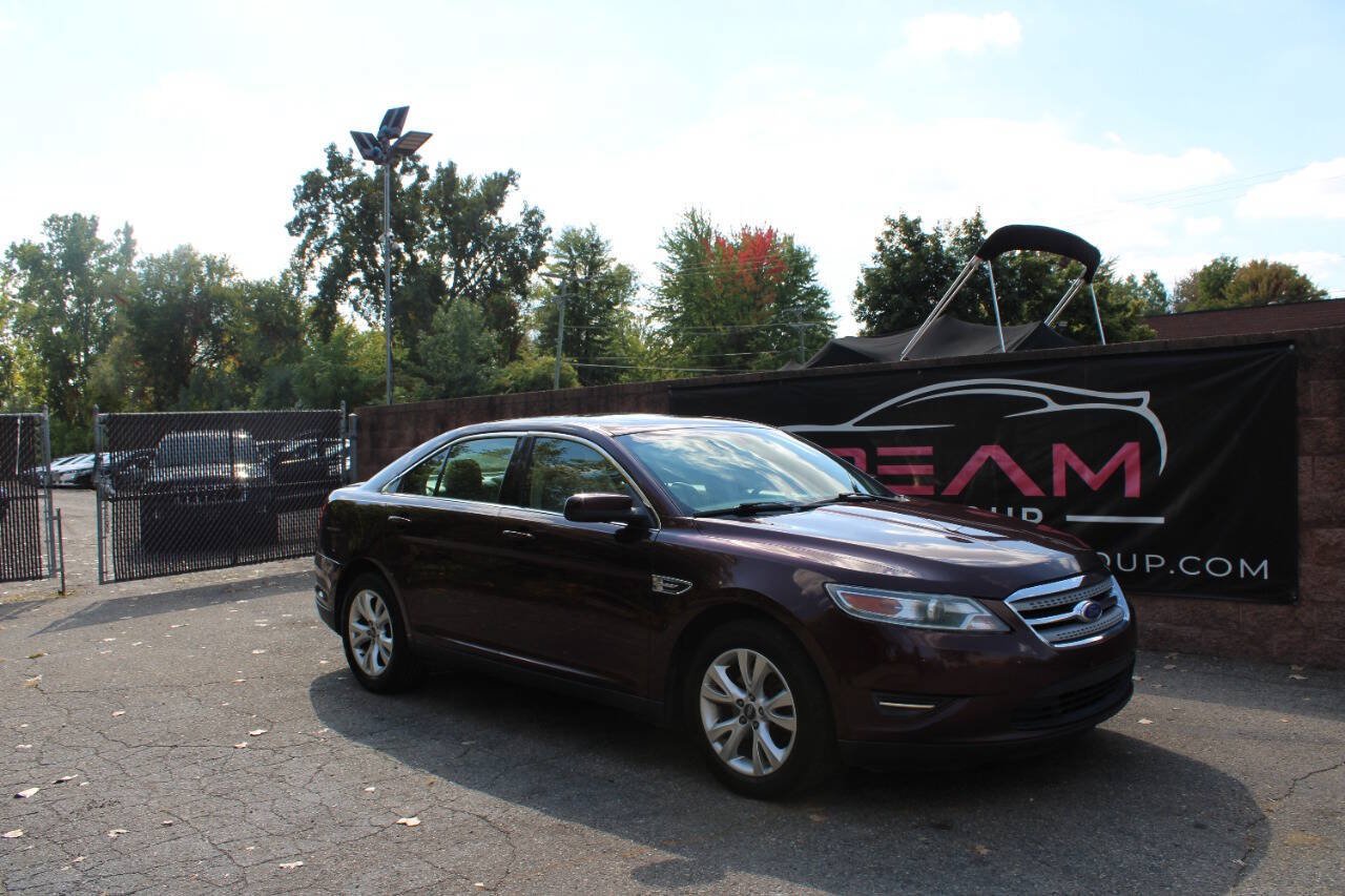 Used 2012 Ford Taurus SEL FWD image 3