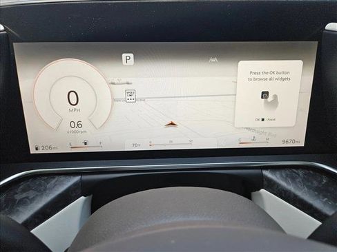 Used 2024 Genesis G90 3.5T image 7