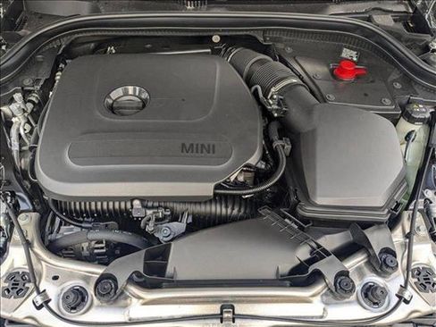 Used 2025 MINI Cooper 2-Door Hardtop FWD image 18