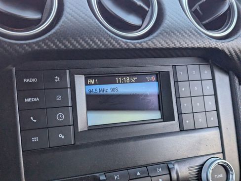 Used 2019 Ford Mustang Coupe image 19