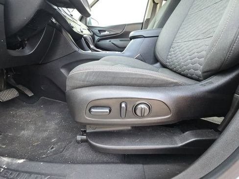 Used 2019 Chevrolet Equinox LT image 21