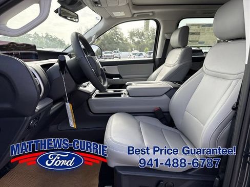 New 2026 Ford Expedition Active AWD/4WD image 9