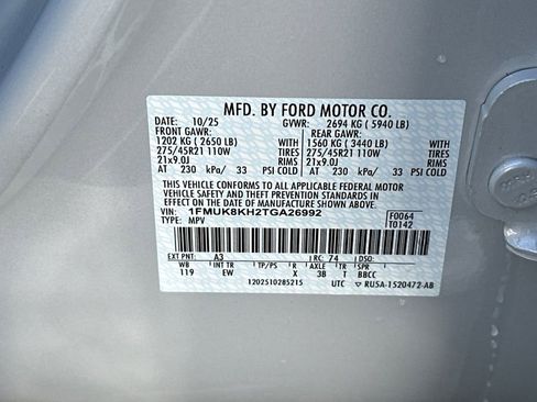 New 2026 Ford Explorer ST-Line w/ ST-Line Street Pack image 24