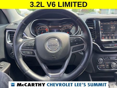 Used 2019 Jeep Cherokee Limited AWD/4WD image 19