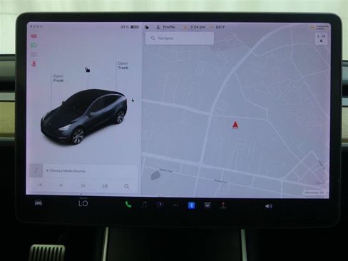 Used 2020 Tesla Model Y Long Range AWD/4WD image 10