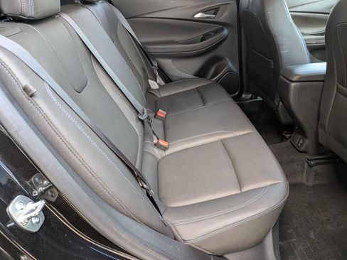 Used 2025 Buick Encore GX Sport Touring AWD/4WD image 34