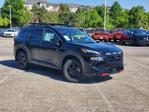 New 2026 Nissan Rogue SV w/ Rock Creek Premium Package AWD/4WD image 31