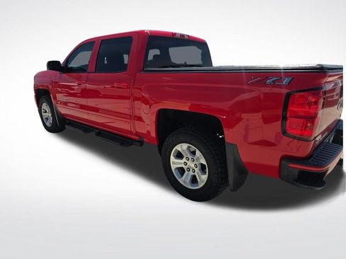 Used 2018 Chevrolet Silverado 1500 LT w/ All Star Edition AWD/4WD image 5