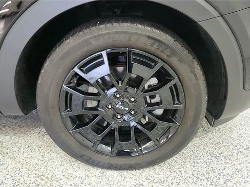 Used 2022 Kia Telluride SX w/ SX Prestige Package image 13