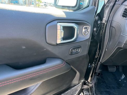 New 2026 Jeep Wrangler Unlimited Rubicon AWD/4WD image 18