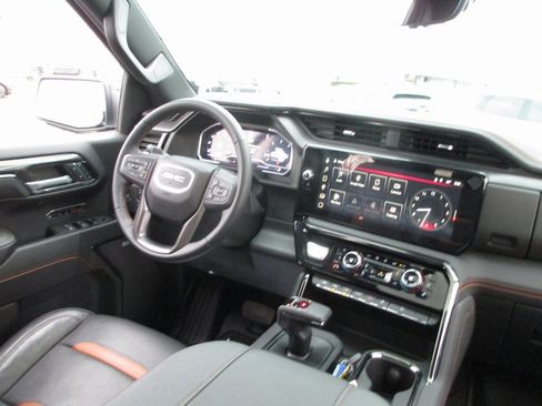 Certified 2024 GMC Sierra 1500 AT4 w/ Technology Package image 26