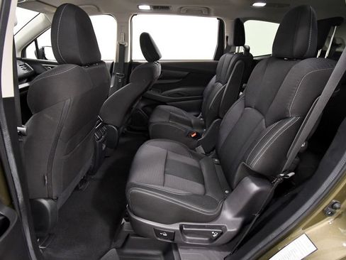 Used 2025 Subaru Ascent Premium AWD/4WD image 15