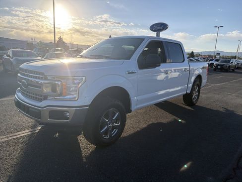 Used 2019 Ford F150 XLT w/ Equipment Group 302A Luxury AWD/4WD image 3