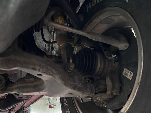 Used 2015 Toyota Tacoma Base V6 image 7