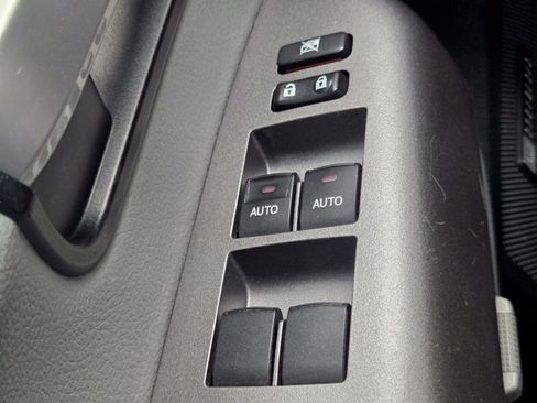 Used 2013 Toyota Sequoia Limited RWD image 20