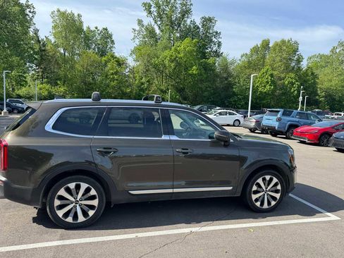 Used 2020 Kia Telluride EX w/ EX Premium Package AWD/4WD image 5