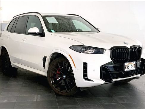 Used 2024 BMW X5 sDrive40i w/ M Sport Package RWD image 2