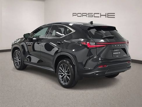 Used 2024 Lexus NX 250 FWD image 3