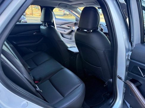 Used 2021 MAZDA CX-30 FWD 2.5 S w/ Premium Package image 16