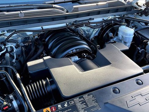 Used 2018 Chevrolet Silverado 1500 High Country image 35