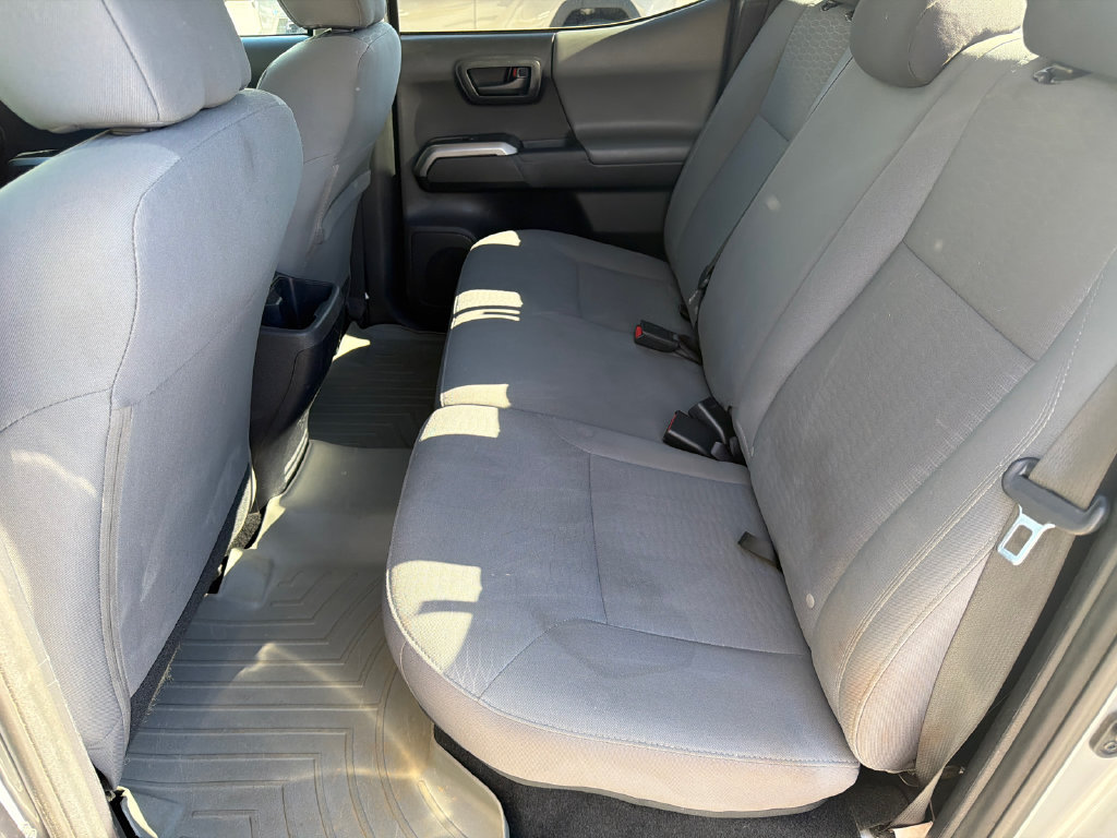 Used 2019 Toyota Tacoma SR5 AWD/4WD image 20