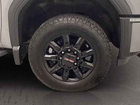 Used 2024 GMC Sierra 2500 AT4 w/ AT4 Preferred Package AWD/4WD image 37