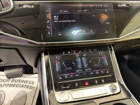 Used 2019 Audi Q8 Prestige image 17
