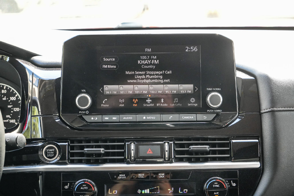 Used 2024 Nissan Pathfinder SV FWD image 13